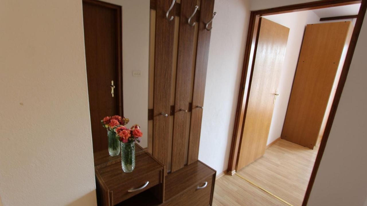 Apartments Grzetic Малинска Экстерьер фото
