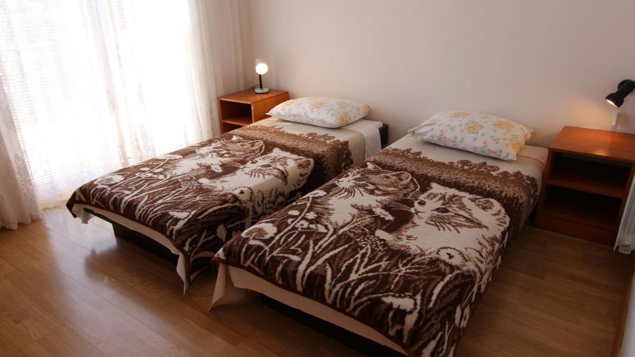 Apartments Grzetic Малинска Экстерьер фото
